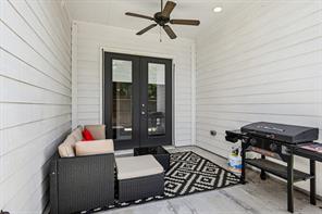 322 Templeton Drive - Photo 34