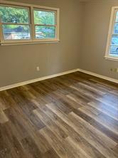 104 N Emberwood Drive - Photo 10