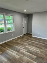 104 N Emberwood Drive - Photo 3