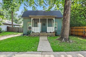 206 N Wood Street - Photo 1