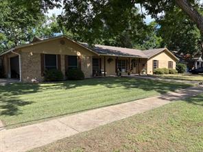 401 S Ross Avenue - Photo 1