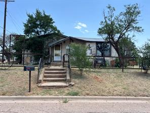 412 E 7th Street - Photo 1