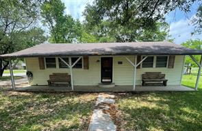 403 Live Oak Street - Photo 1