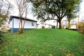 1411 Arborvitae Avenue - Photo 9