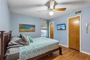 8031 Fall River Drive - Photo 15
