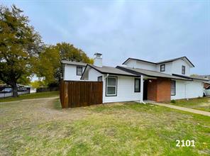 2101 Knoll Crest Drive - Photo 1