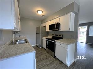 2101 Knoll Crest Drive - Photo 3