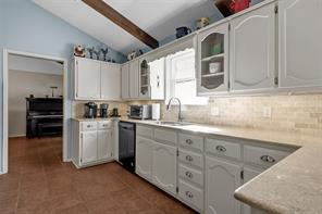8202 Whippoorwill Drive - Photo 10