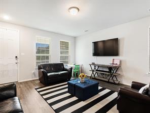 10040 Travis Drive - Photo 8