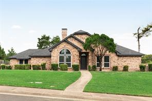 915 Greenbriar Lane - Photo 1