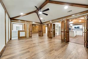 915 Greenbriar Lane - Photo 10