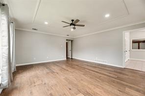 915 Greenbriar Lane - Photo 15