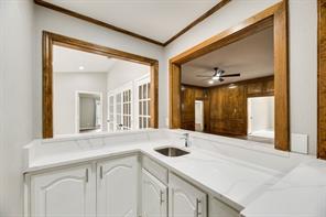 915 Greenbriar Lane - Photo 20