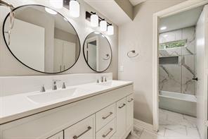 915 Greenbriar Lane - Photo 29