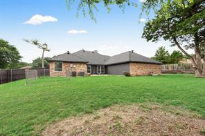 915 Greenbriar Lane - Photo 31