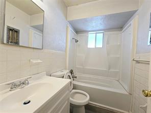 902 Spring Valley Plaza - Photo 9