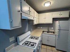 3850 Mt Ranier Street - Photo 3