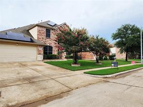 1024 Fair Oaks Drive - Photo 1