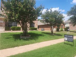 1024 Fair Oaks Drive - Photo 2