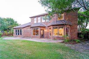 924 Brentwood Drive - Photo 1