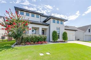 855 Highlands Avenue - Photo 1