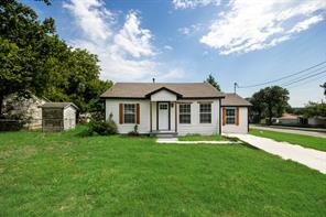 321 W 7th Street - Photo 1