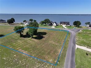 551 Shoreline Drive - Photo 1