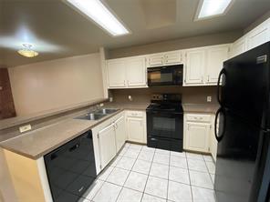 3241 Lexington Drive - Photo 6