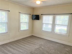 106 Walnut Street - Photo 16