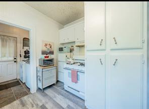 106 Walnut Street - Photo 9