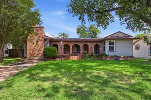 1625 Meadowbrook Drive - Photo 1