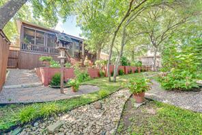 5908 Yacht Club Drive - Photo 2