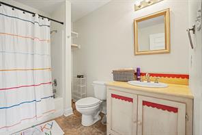 7700 Farm Village Road - Photo 11