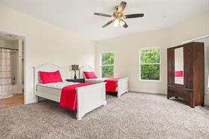 7700 Farm Village Road - Photo 14