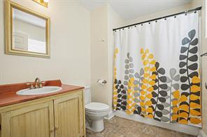 7700 Farm Village Road - Photo 17