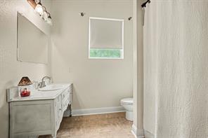 7700 Farm Village Road - Photo 20
