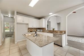3516 THORP SPRINGS Drive - Photo 8