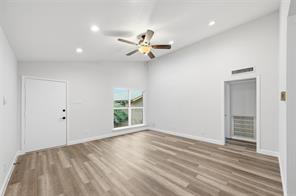 11410 Park Central Place - Photo 13