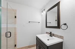 11410 Park Central Place - Photo 25