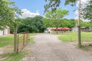 9556 County Road 2400 - Photo 3