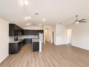 538 Concho Street - Photo 3