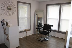 207 S Hastings Street - Photo 3
