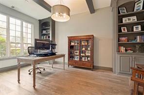 3636 Millbank - Photo 4