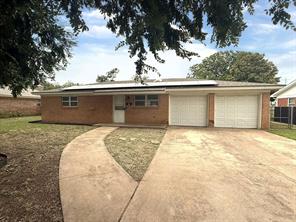 3010 Grand Avenue - Photo 1