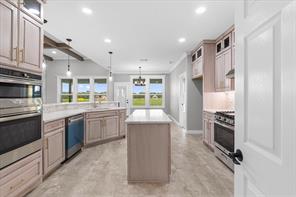 1052 Grison Circle - Photo 11