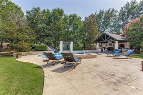 1612 Fair Oaks Drive - Photo 1