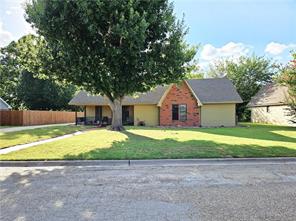 804 Crestline Drive - Photo 1