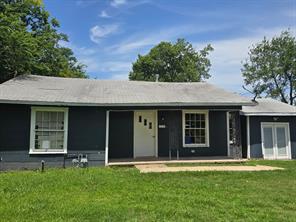 1021 Mulberry Street - Photo 1