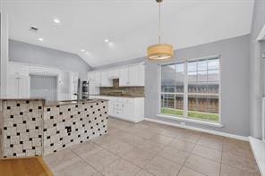 712 Regalwood Drive - Photo 9
