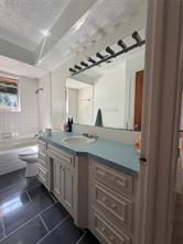 2406 W Broadview Street - Photo 23